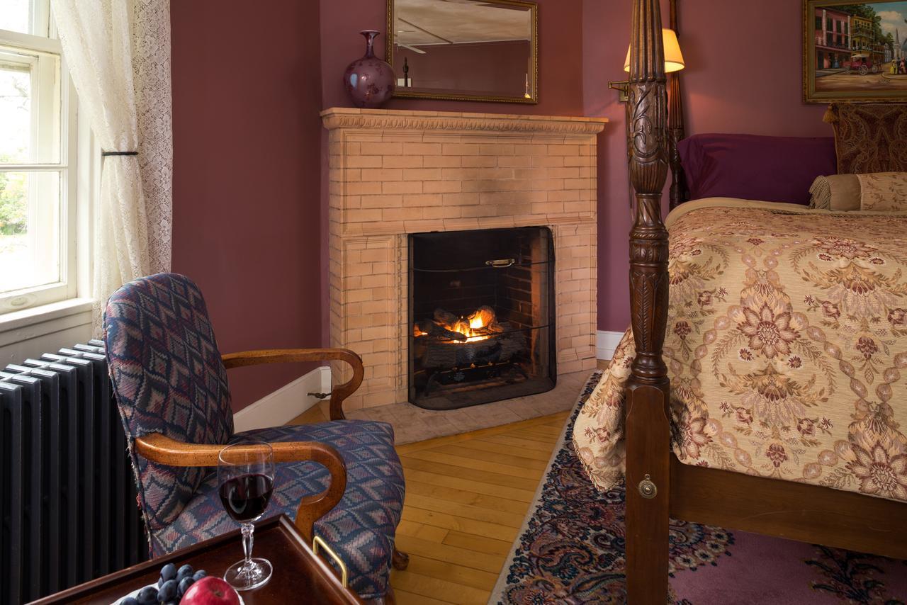 Yale Manor B&B & Yurt Glamping Exterior foto